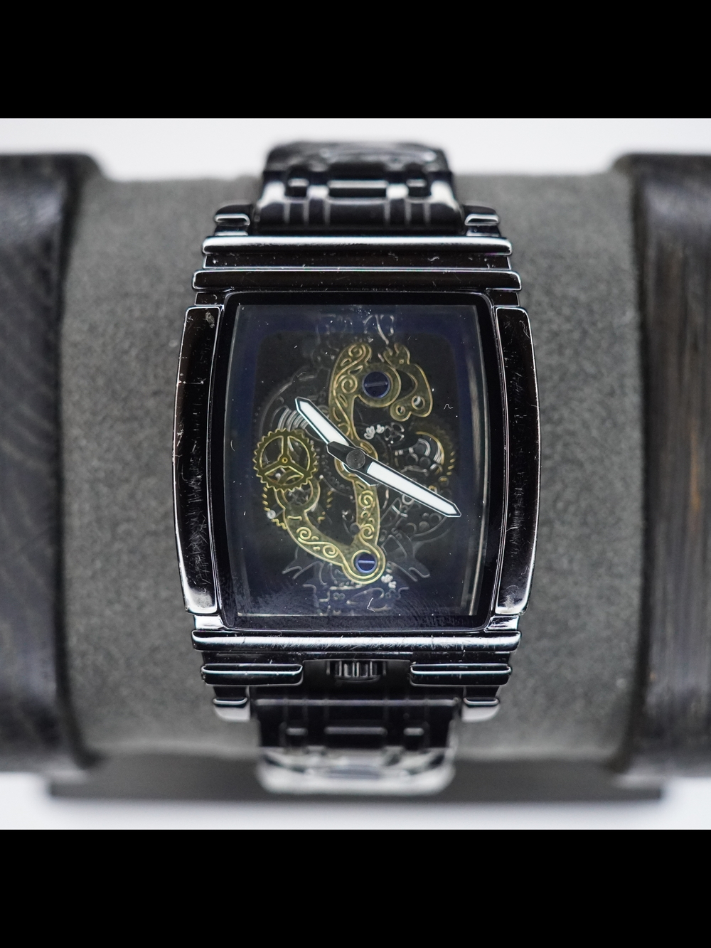 Men’s Skeleton Automatic Watch Black Rectangular Case Exhibition Back Runs